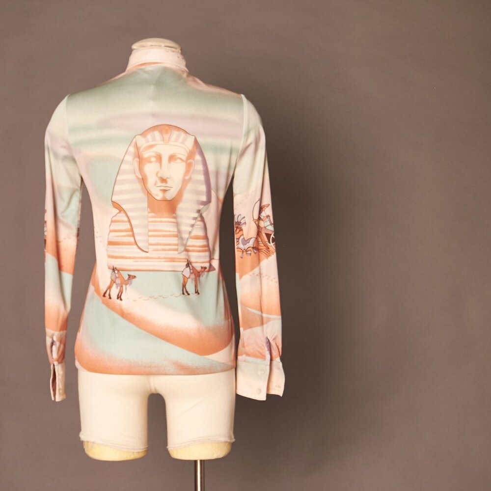 1970s Giraffe Wide Collar Disco Shirt Egyptian Theme